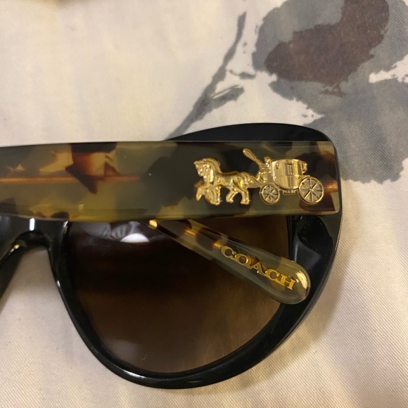 Coach sunglasses - Picture 4 of 8